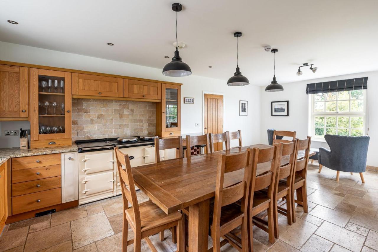 Tinkers Folly Villa Harrogate Luaran gambar