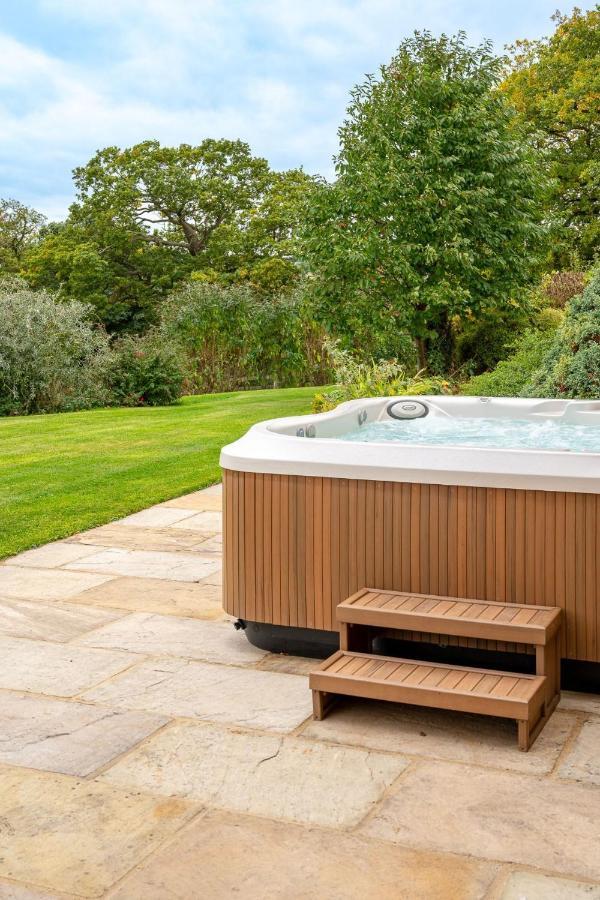 Tinkers Folly Villa Harrogate Luaran gambar